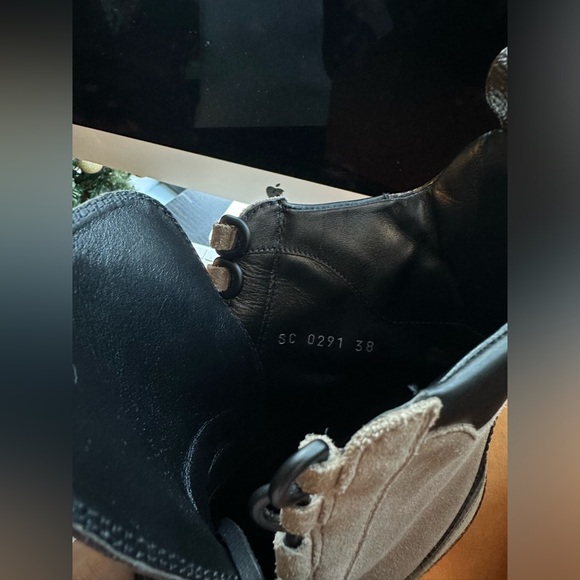 Louis Vuitton Laureate Platrform Desert Boot - Picture 7 of 10